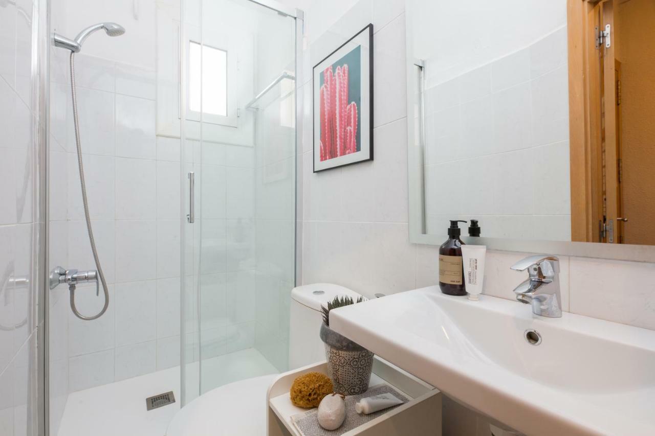 Lodging Sagrada Familia Rossellon Barcelona Buitenkant foto